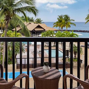 Pink Gin Beachfront Honeymoon Club Level Suite BS